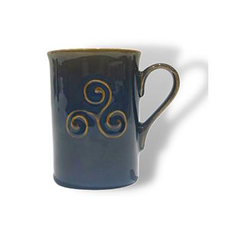 MUG TRISKELL GRES BLEU